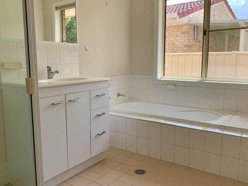 2/10 Melaleuca Drive, Yamba NSW 2464