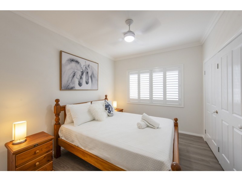 16 Admiralty Court, Yamba NSW 2464