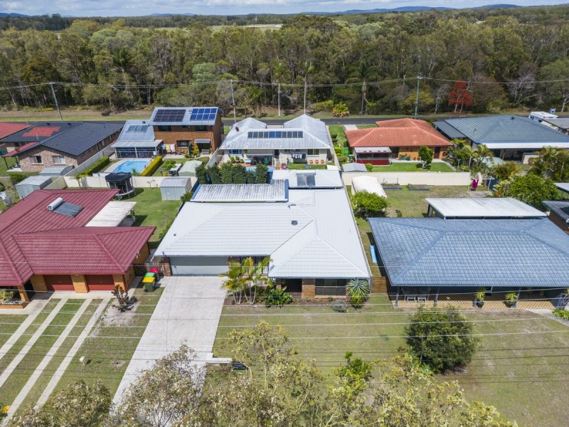 16 Coonawarra Court, Yamba NSW 2464