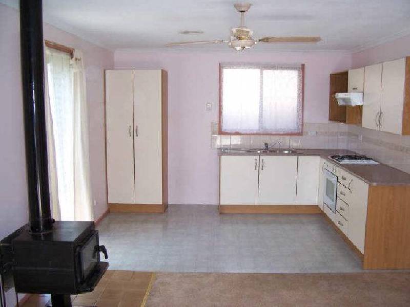 54 Gillingham Crescent, Craigieburn VIC 3064