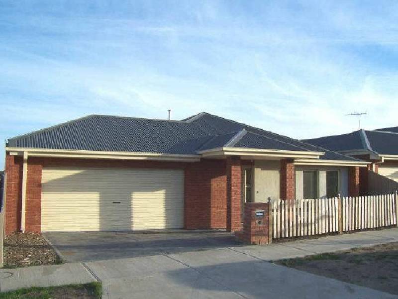 89 Hamilton Hume Parade, Craigieburn VIC 3064
