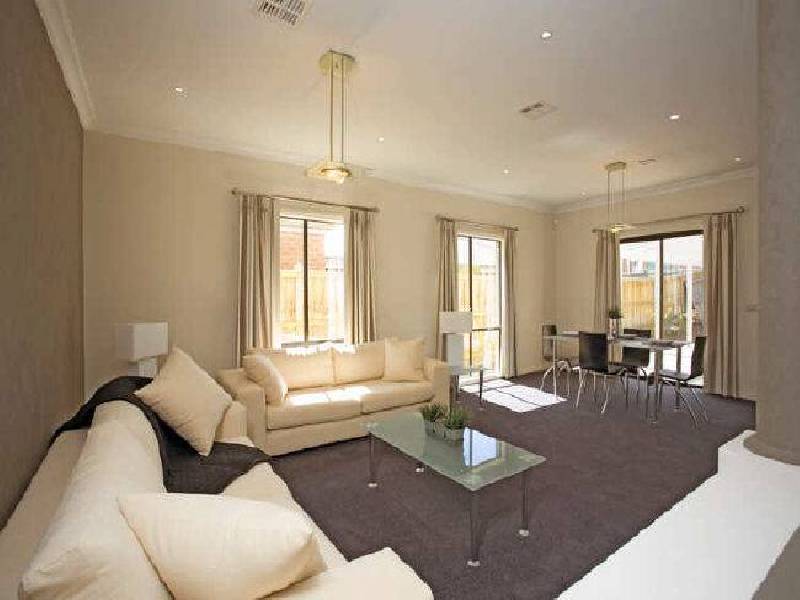 18 Scarborough Terrace, Craigieburn VIC 3064
