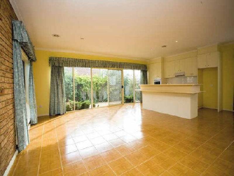 12 Shearwater Place, Craigieburn VIC 3064