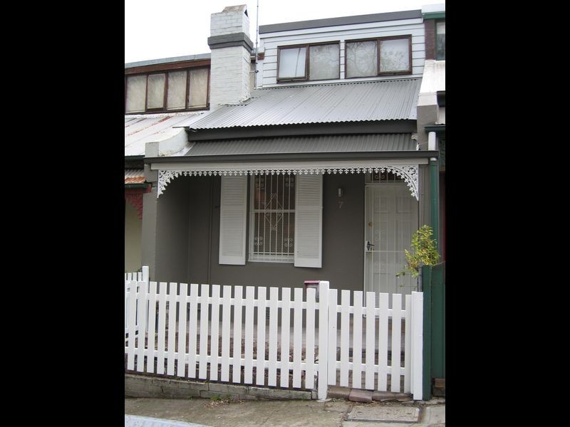 7 Kensington Street, Waterloo NSW 2017