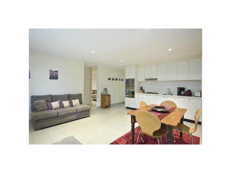 8/32 Rosehill Street, Redfern NSW 2016