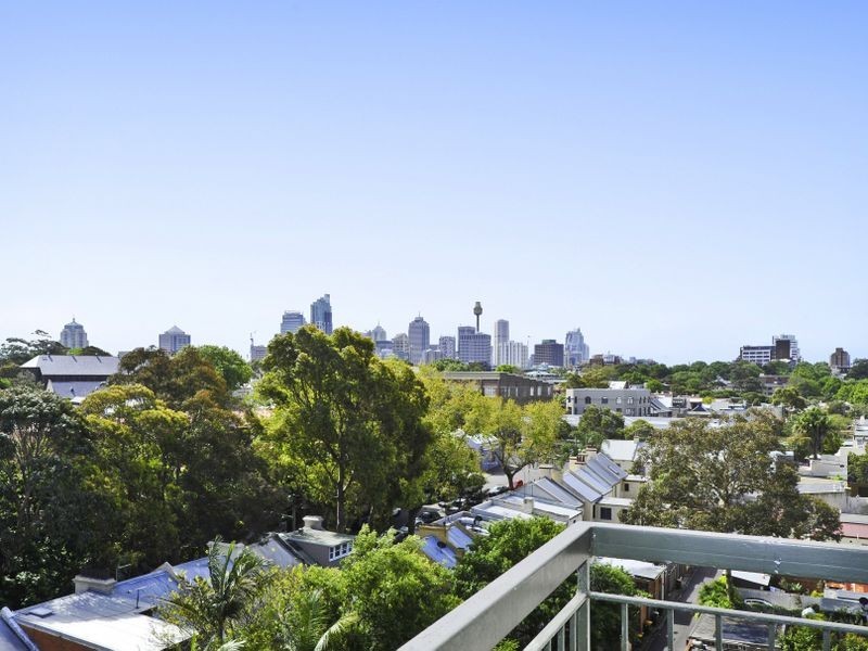 64/679 Bourke Street, Surry Hills NSW 2010