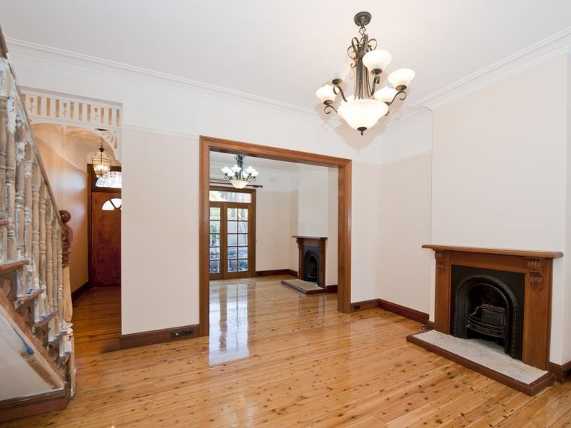 9 Gordon Street, Petersham NSW 2049