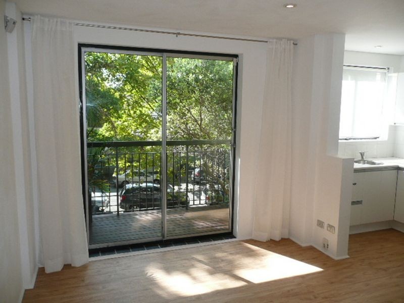 13/679 Bourke Street, Surry Hills NSW 2010