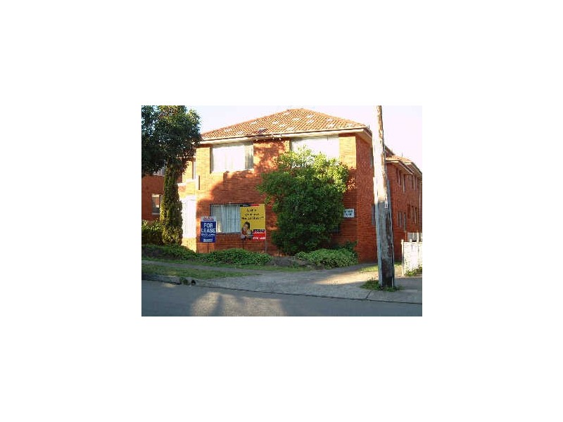 2/5 Fairmount Street, Lakemba NSW 2195