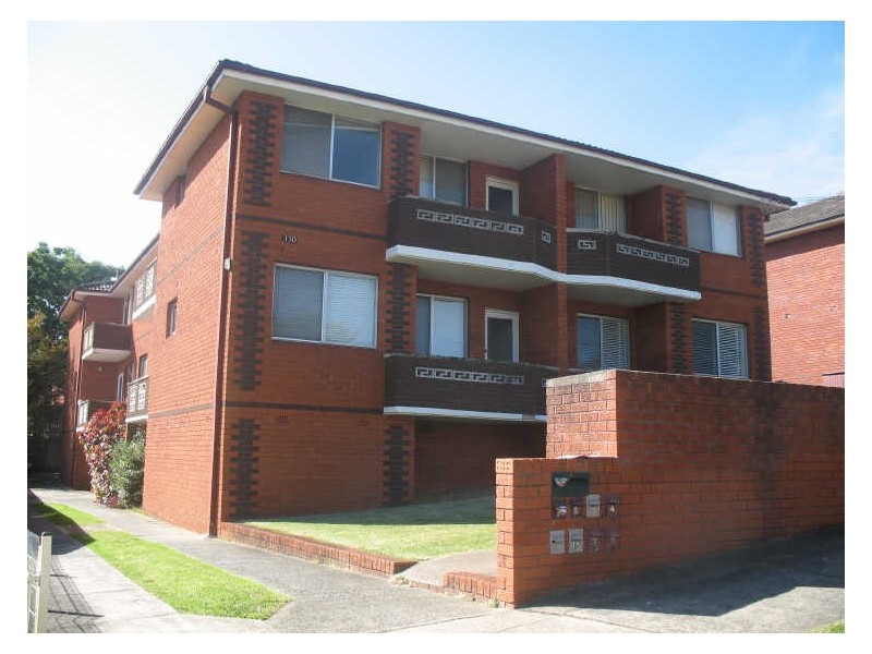 1/130 Ernest Street, Lakemba NSW 2195