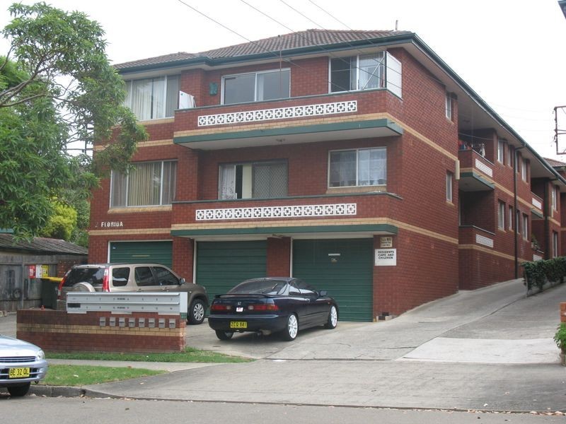 2/2 Fairmount St, Lakemba NSW 2195