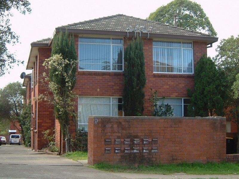 2/9 Fairmount Street, Lakemba NSW 2195