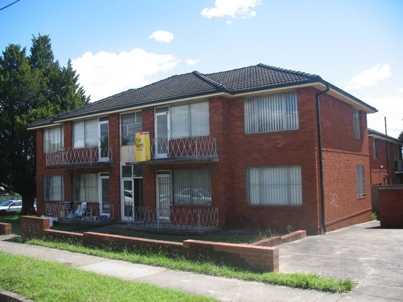 4/30 Taylor Street, Lakemba NSW 2195