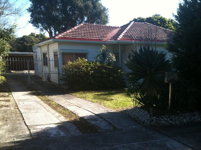 1 SYLVANUS Street, Greenacre NSW 2190