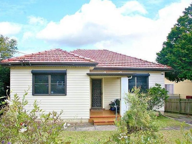 55 Chamberlain Rd, Guildford NSW 2161