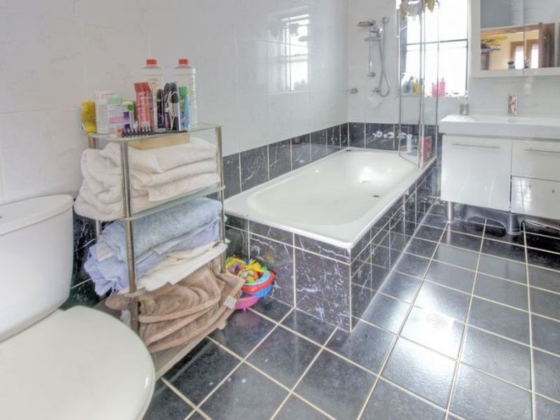 24 Lancelot, Punchbowl NSW 2196