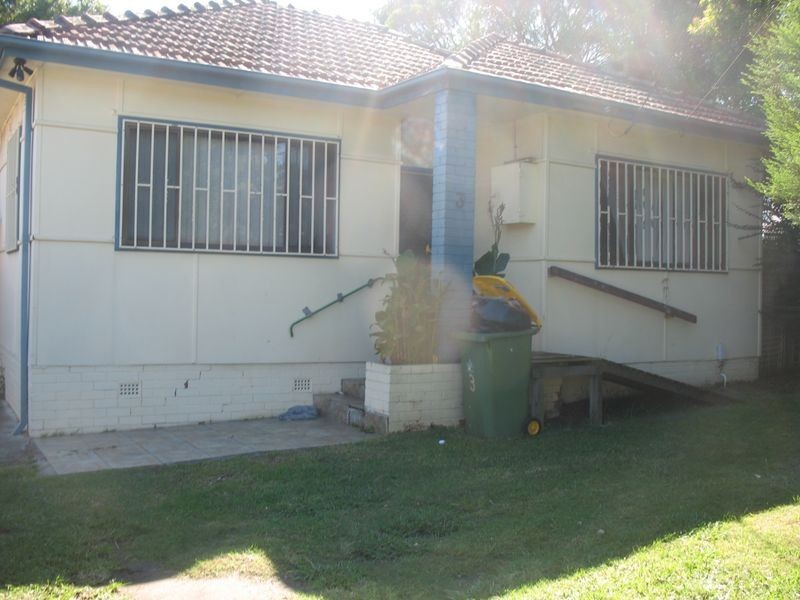 3 Banksia Road, Greenacre NSW 2190