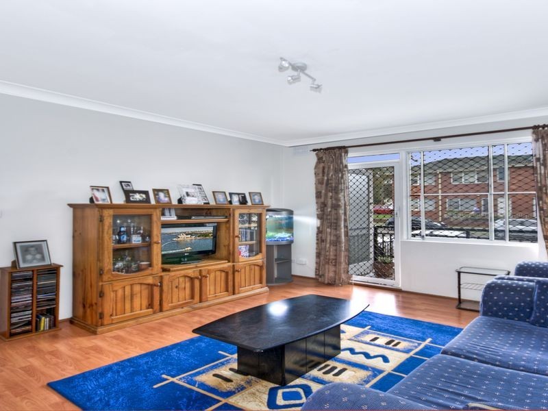 1/52 Shadforth ST, Wiley Park NSW 2195
