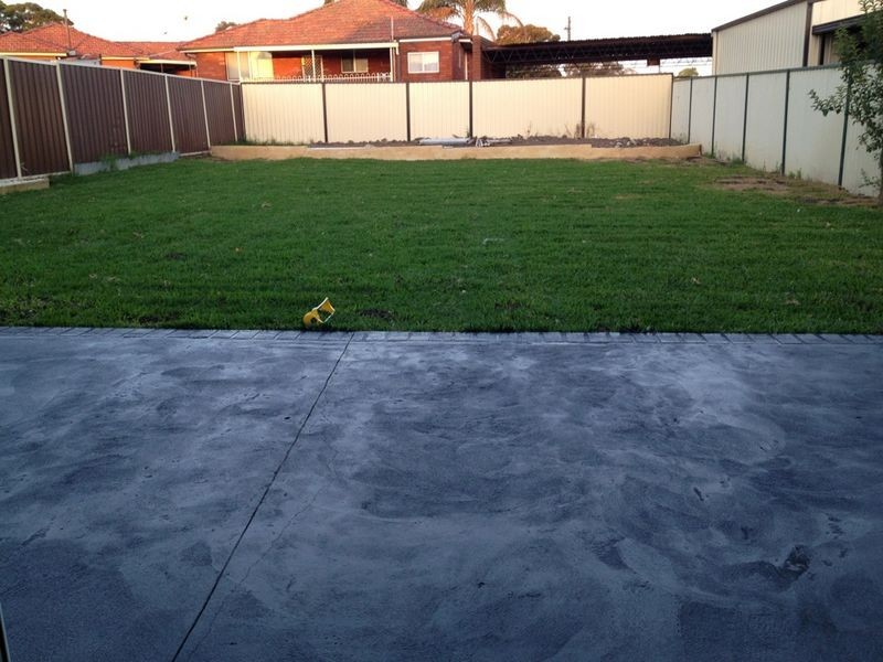 14 Flora Street, Roselands NSW 2196