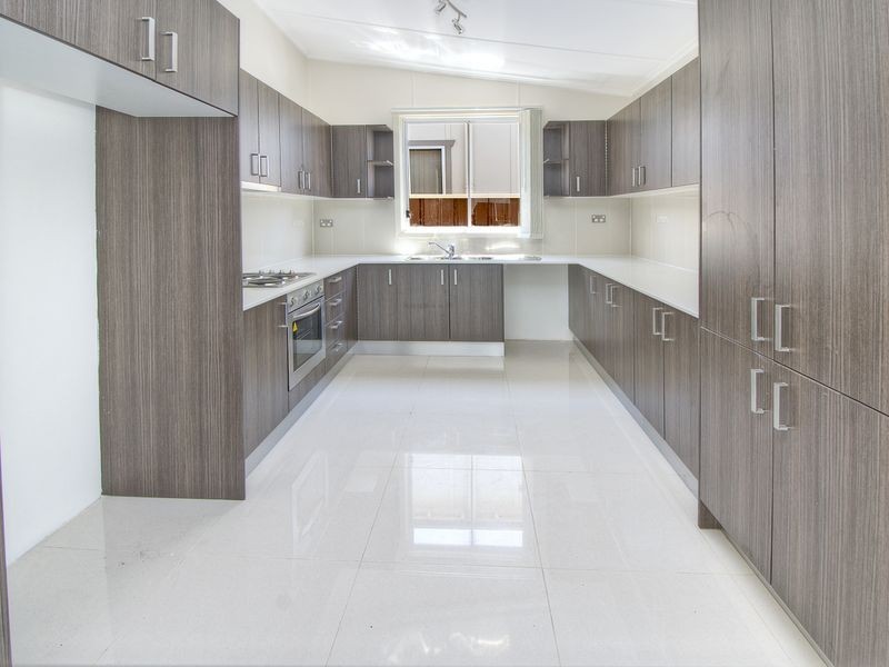 14 Flora Street, Roselands NSW 2196