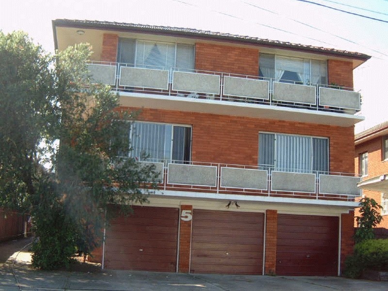 2/5 Cornelia Street, Wiley Park NSW 2195