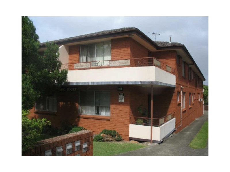 2/52 Myers Street, Roselands NSW 2196