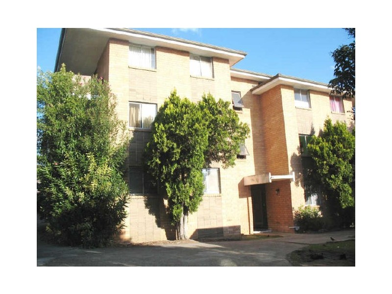 6/2 Melrose Avenue, Wiley Park NSW 2195