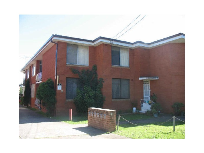 3/4 Holland Place, Lakemba NSW 2195