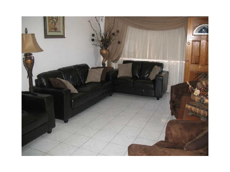 3/4 Holland Place, Lakemba NSW 2195