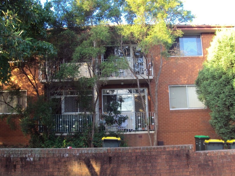 4/34 Flora Street, Roselands NSW 2196