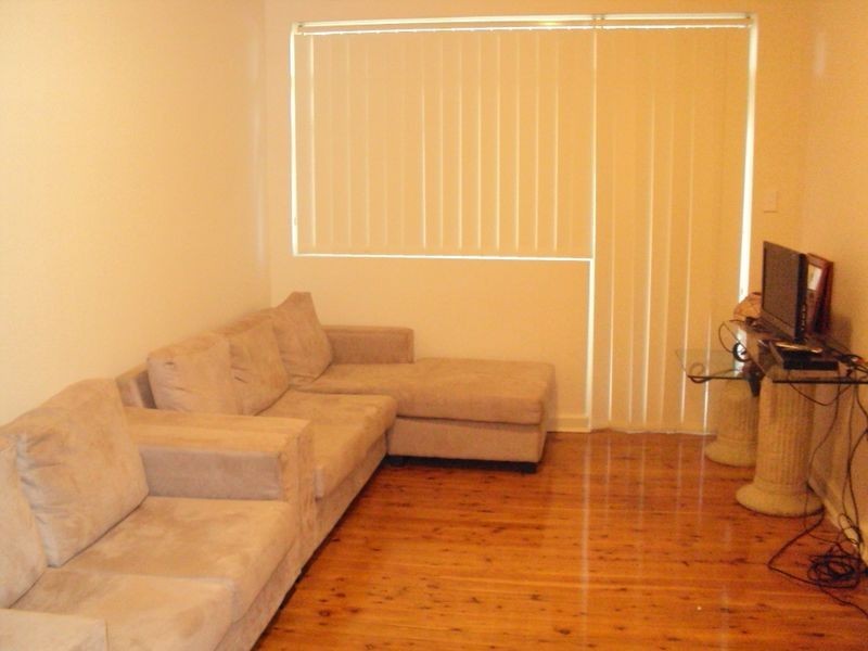 4/34 Flora Street, Roselands NSW 2196