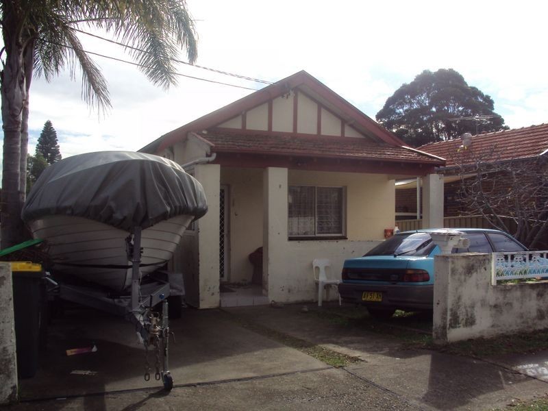 27 Hugh Street, Belmore NSW 2192