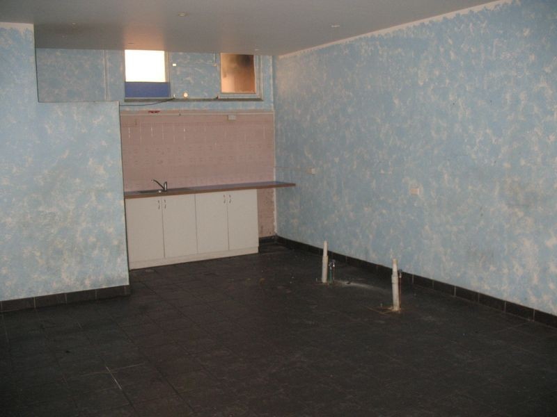 2/144 Waterloo Road, Greenacre NSW 2190