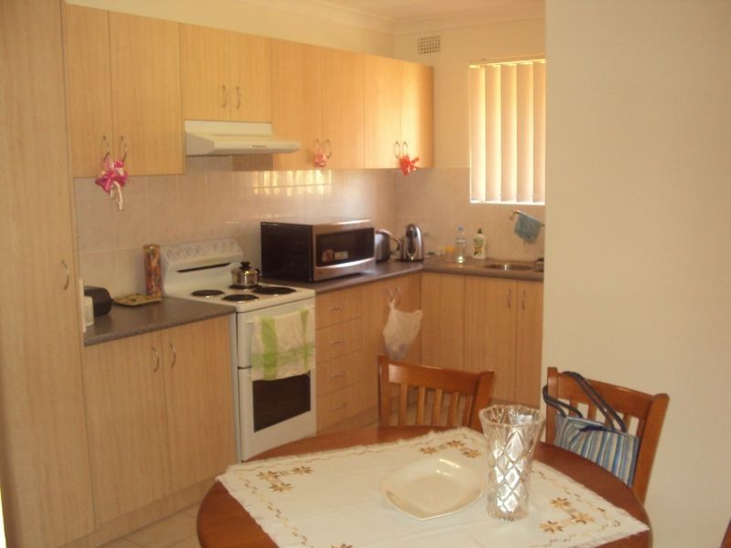 4/18 Willeroo Street, Lakemba NSW 2195