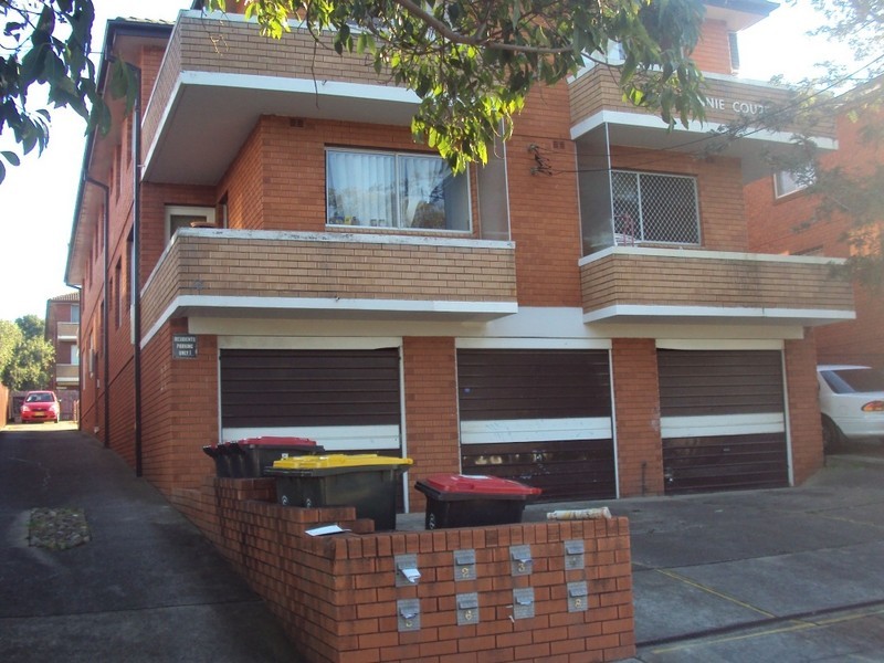 5/18 Colin Street, Lakemba NSW 2195