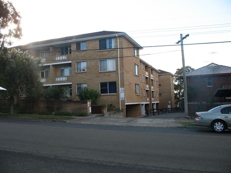 10/25-27 Phillip Street, Roselands NSW 2196