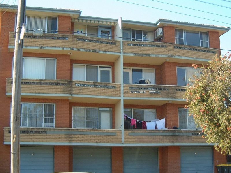 1/23 Wangee Road, Lakemba NSW 2195