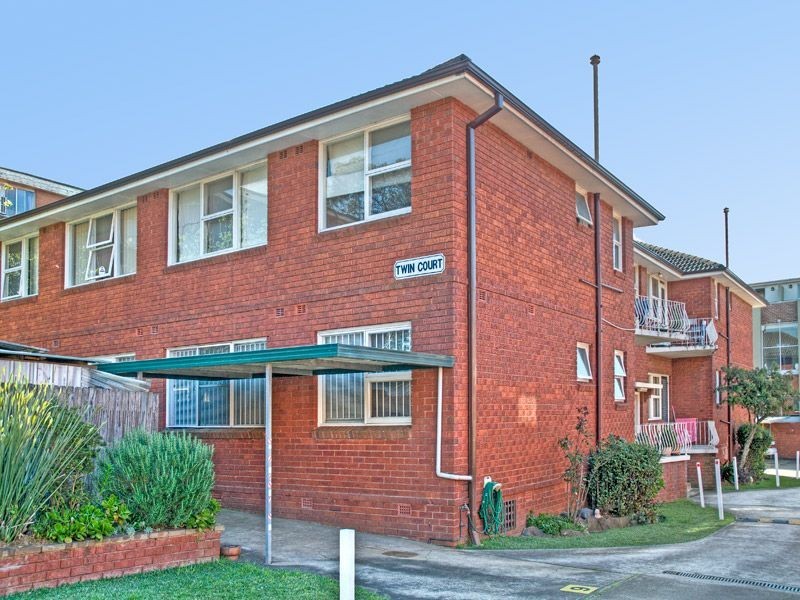 9/13 Phillip Street, Roselands NSW 2196