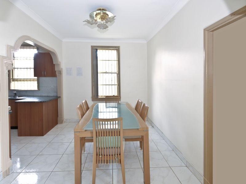 4 Carlton Parade, Punchbowl NSW 2196