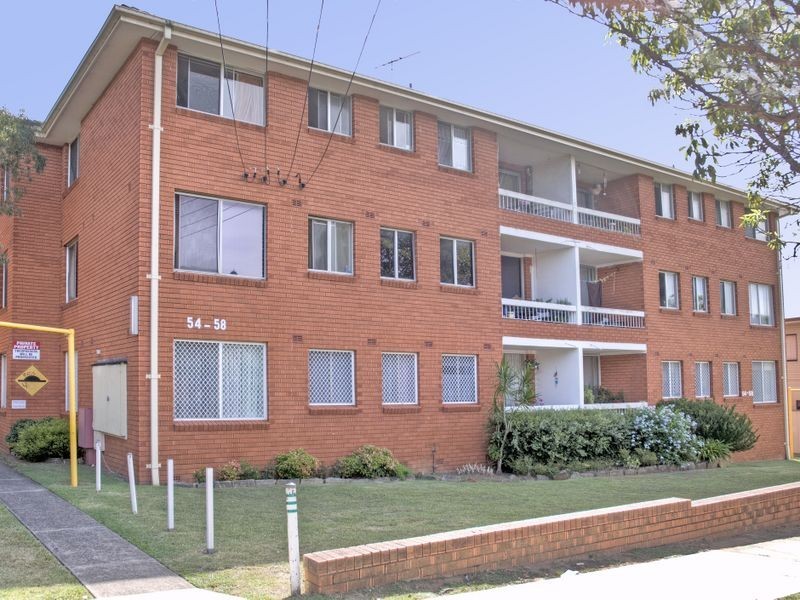 1/54 Fairmount Street, Lakemba NSW 2195