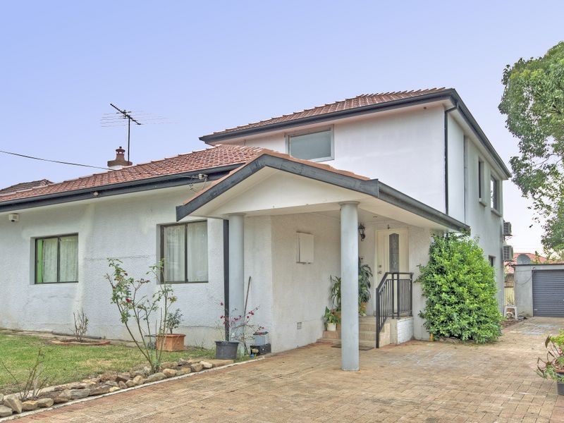 15 Stoddart Street, Roselands NSW 2196