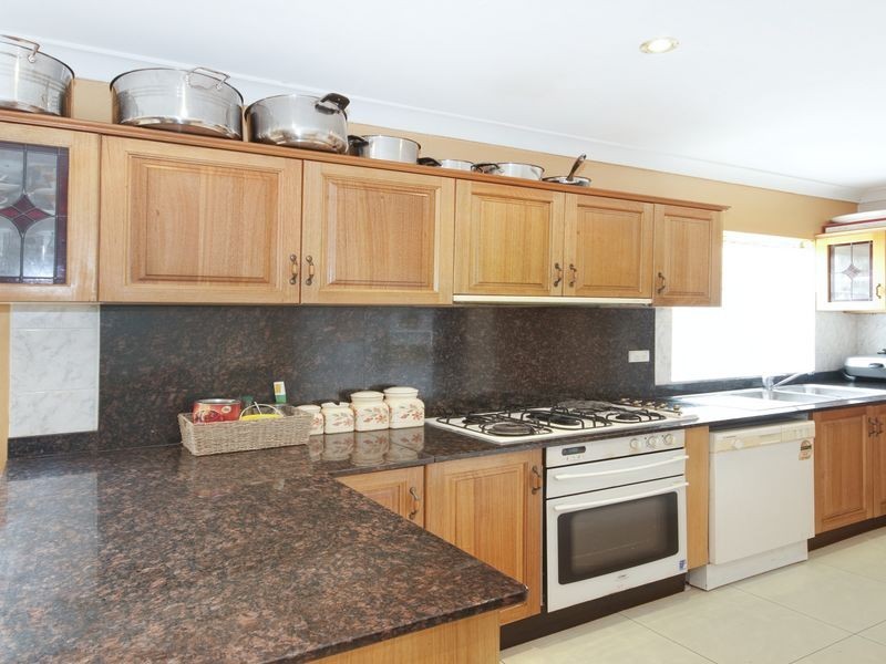 15 Stoddart Street, Roselands NSW 2196