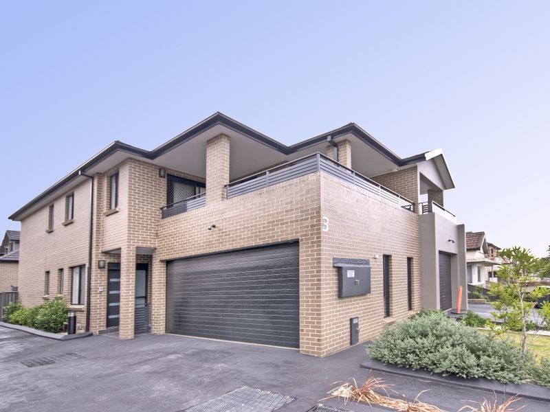 3/49-51 Old Kent Road, Greenacre NSW 2190