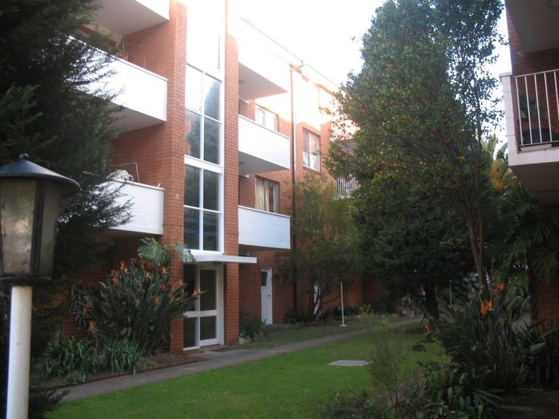 32/24 Fairmount Street, Lakemba NSW 2195