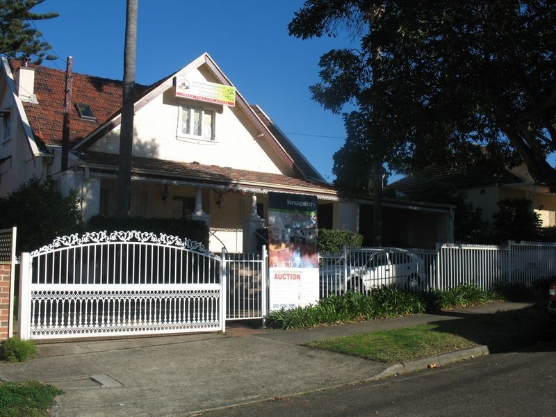 6 Yerrick Road, Lakemba NSW 2195