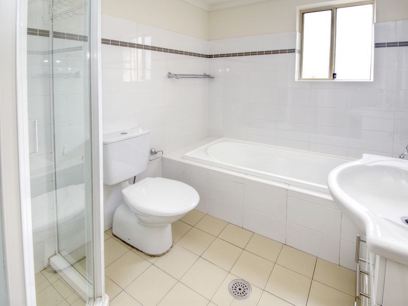 74-76 Hampden Road, Lakemba NSW 2195