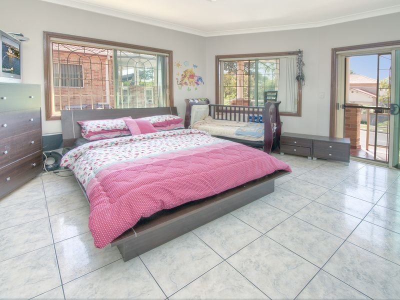 1/128 Wangee Road, Greenacre NSW 2190