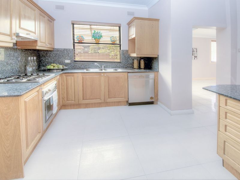 18 Linden Avenue, Punchbowl NSW 2196