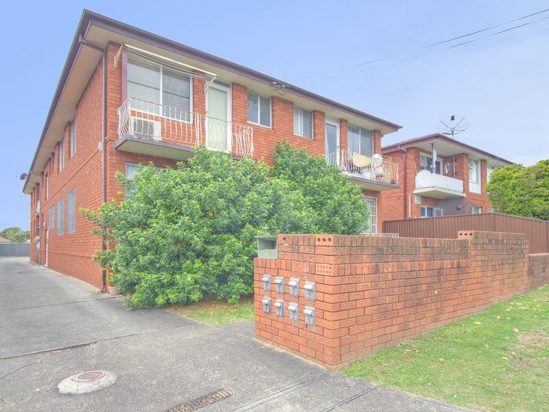 4/43 Yerrick Road, Lakemba NSW 2195