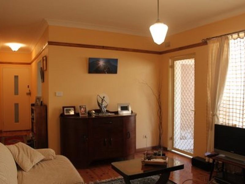 1/30 Colin Street, Lakemba NSW 2195